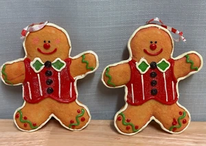 Seltener Fund 2er Set Lebkuchenpaar Weihnachten Thema Winter Urlaub 6 cm - Bild 1 von 7