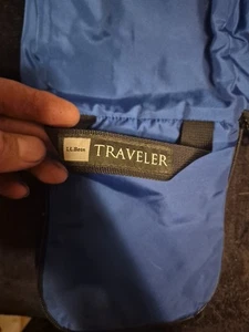 L.L. Bean Personal Organizer Travel Hanging Toiletry Bag Black Small Size Nylon - Picture 1 of 5