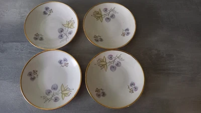Winterling Marktleuthen, 4 kleine Serviertellerchen, Porzellan, weiß, floral,  - Bild 1 von 4