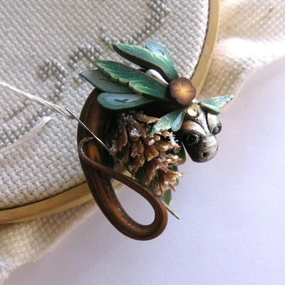 Forest Frost Dragon, Needle Minor de Claybykim Foto 1 de 4