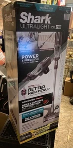 Shark UltraLight Pet Pro Corded Stick with HairPro PowerFins and Odor - Picture 1 of 1