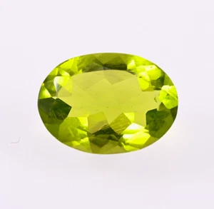 AAA Natural Peridot Oval Shape Faceted Cut Loose Gemstone 1.40 Cts 9X6X4 mm - Picture 1 of 3
