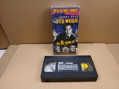 Ed Wood VHS 1994 R 127 Mins. B&W Johnny Depp Martin Landau Bill Murray Rental Foto 1 de 4