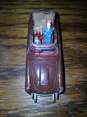 Original 1965 CORGI TOYS JAMES BOND ASTON MARTIN D85 With Passenger - Image 1 of 4