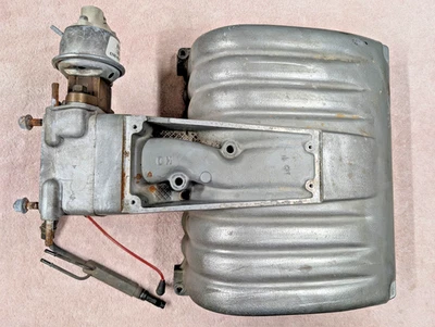Colector de admisión superior 87-93 Ford Mustang GT 5,0 LX HO V8 OEM 302 Lincoln LSC Foto 1 de 4