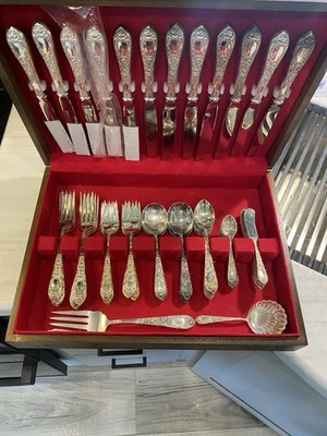 Juego de cubiertos de 50 piezas de plata de ley rosa S. Kirk & Son sin mono con estuche Foto 1 de 4