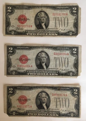 Group of 3 1928 E $2.00 TWO DOLLARS RED SEAL NOTES circulated MISSING CORNERS - Image 1 of 2