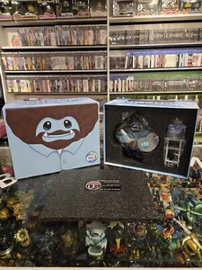 Neu Abominable Toys Chomp Bob Ross Vinyl Figur Limited Edition LE 2000 - Bild 1 von 6