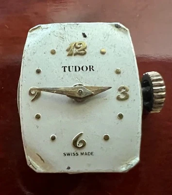 🔴 Piezas de repuesto de reloj movimiento cuarzo TUDOR Foto 1 de 4