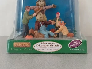 Lemax building a scarecrow Thanksgiving Halloween table accent village people - Picture 1 of 7