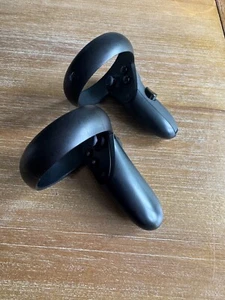 Genuine Oculus Quest Rift S Controllers Left and Right MI-BL READ DESC - Picture 1 of 10