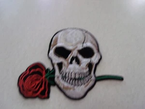 COLLECTIBLE SKULL HEAD ROSE MOTORCYCLE BIKER PATCH 3 3/4 INCH TALL #1 - Picture 1 of 2