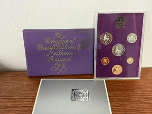 1980 COINAGE OF GREAT BRITAIN AND NORTHERN IRELAND PROOF SET - Picture 1 of 3