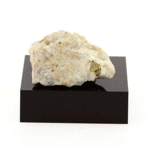 Minerals Collection. Quartz + Pyrite. 30.2 Ct. Estrie, Quebec, Canada. - Picture 1 of 1