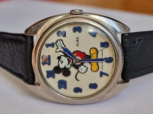 Alba Mickey Mouse Quartz V501 Walt Disney - Picture 1 of 9