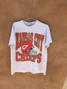 Kansas City Chiefs Big Helmet T-shirt  Reprint Unisex SHirt AN50784 - Picture 1 of 2