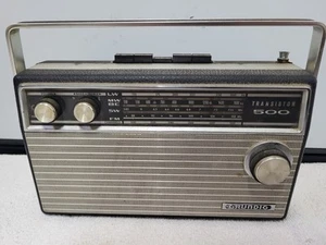 Grundig Transitor 500 Radio NA CZĘŚCI NIE DZIAŁA - Zdjęcie 1 z 19
