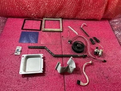 Tektronix 2465 300 MHz Oscilloscope Accessories - Image 1 of 4