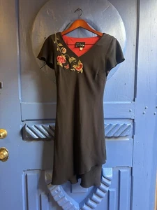 SL Fashions Black Dress Vintage Embroidered Roses Size 8 - Picture 1 of 5