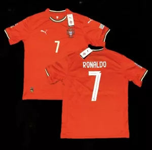 Cristiano Ronaldo #7 Portugal 2025 Home Soccer Jersey Size L - Picture 1 of 9