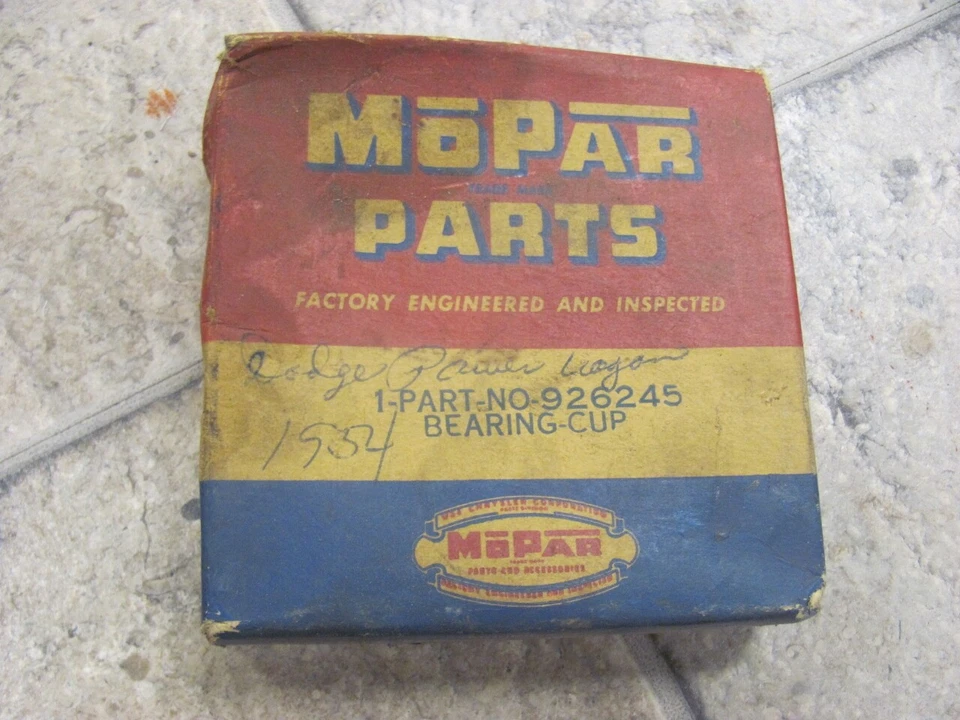 Taza de rodamiento de camión Dodge Power Wagon 1954 54 NOS 926245 Foto 1 de 1