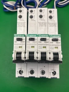 Crabtree 30mA RCBO C6 6A 6HSR06/30C C32 32A 6HSR32/30C C40 40A 6HSR40/30C - Imagen 1 de 8