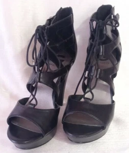 Women's Shoes G By Guess Black High Heel Size 10M. - Picture 1 of 12