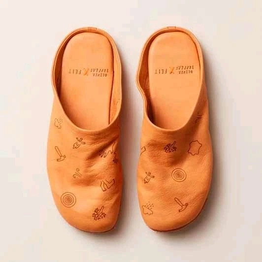 Zapatillas Oliver Jeffer x FEIT de cuero para niños talla EU 32 precio de venta sugerido por el fabricante $300 Foto 1 de 4