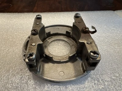 Yamaha YZ125H 1981 soporte y base del estator - sin bobinas del estator incluidas - usado Foto 1 de 4