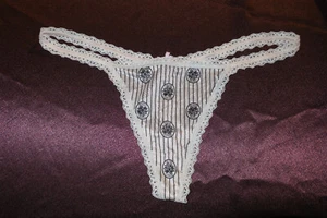 L ❤️ VINTAGE SEXY LITTLE THING ❤️ VICTORIA'S SECRET ❤️ MID RISE TANGA G V-STRING - Bild 1 von 4