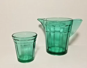 Juego de té Akro Agate Play Time verde depresión vidrio jarra y taza para niños 2 piezas - Imagen 1 de 4