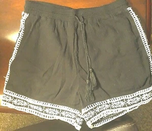 Girls Shorts Size Small - Picture 1 of 3