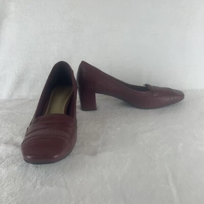 Zapatos de salón ROCKPORT para mujer rojo borgoña 8 M tacones de adipreno usados en excelente estado Foto 1 de 4
