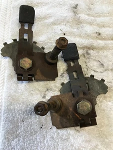 MURRAY M22450 MODEL 961140024 01 FRONT WHEEL DECK HEIGHT ADJUSTERS - Picture 1 of 5