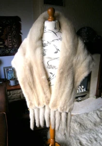 Fabulous vtg 55" PALAMINO mink fur stole w TAILS, HUGE collar, scalloped ends! - Picture 1 of 12