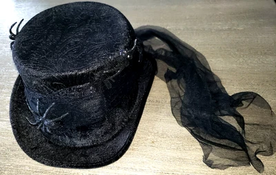 hombre o mujer NEGRO ELEGANTE HALLOWEEN SOMBRERO ARAÑAS TODO ALREDEDOR talla única ACCESORIOS DISFRACES Foto 1 de 2