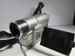 Videocamera RCA Autoshot CC6364 nero argento messa a fuoco automatica 400x zoom digitale NON TESTATA - Foto 1 di 7