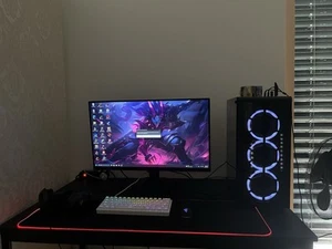 Gaming PC Komplettset – RTX 3060 / Ryzen 7 5700X / 32GB RAM / 240Hz Monitor - Bild 1 von 5