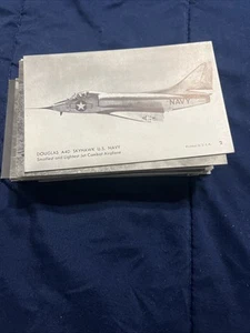 W452-2 1955 Exhibit Supply Nuevo Jet Aviones Set 70 Tarjetas y Algunos Dobles - Imagen 1 de 9