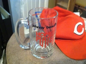 1976 JOHNNY BENCH'S HOME PLATE RESTAURANT GLASS MUG flaw. & Reds Youth Hat Cap - Picture 1 of 12