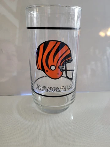 Vintage Cincinnati Bengals NFL Football Chevron Mobil Oil~16 oz Pint Beer Glass Cover