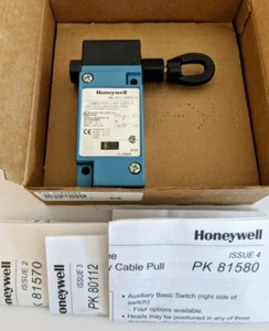 New Honeywell Sensing Productivity Solutions Cable Pull Limit Switch Blue CLSB6B - Picture 1 of 9