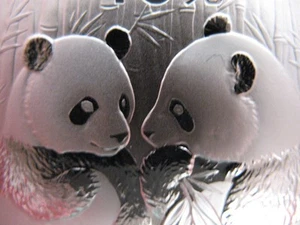 1 TROY OZ. PURE .999 SILVER 2009 BABY PANDAS -CHINA MINT  COIN GIFT BOX + GOLD - Picture 1 of 12