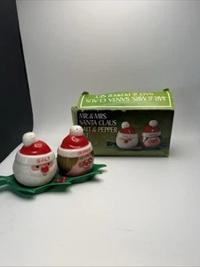 Shaker sale e pepe vintage 1976 JSNY Natale plastica Babbo Natale e Mrs Claus - Foto 1 di 5