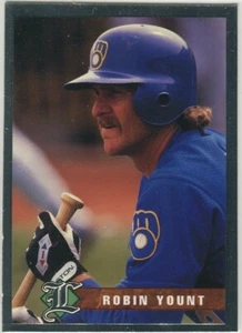 1993 Legends Sports Memorabilia Silver #10 Robin Yount Milwaukee Brewers - Picture 1 of 2