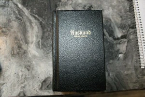 Ausbund das Ist Etliche Schone Amish& Mennonite hymns 2014 german/english New - Picture 1 of 3