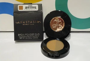 ANASTASIA BEVERLY HILLS ~ BROW POWDER DUO ~ CARAMEL ~ 0.03 OZ ~ NEW IN BOX - Picture 1 of 3