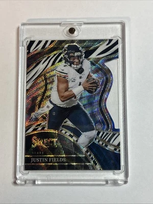 Justin Fields/2023 Panini Select Club Level SSP Diecut Zebra #249 - Image 1 of 2
