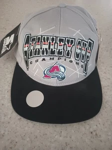 Cappellino Colorado Avalanche 1996 Stanley Cup Champions Snapback NHL Starter Nuovo con etichette - Foto 1 di 7