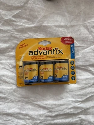 Kodak Advantix 400 Speed 25 Exposure APS Film - 3 Pack Exp Date 12/2004 - Image 1 of 3